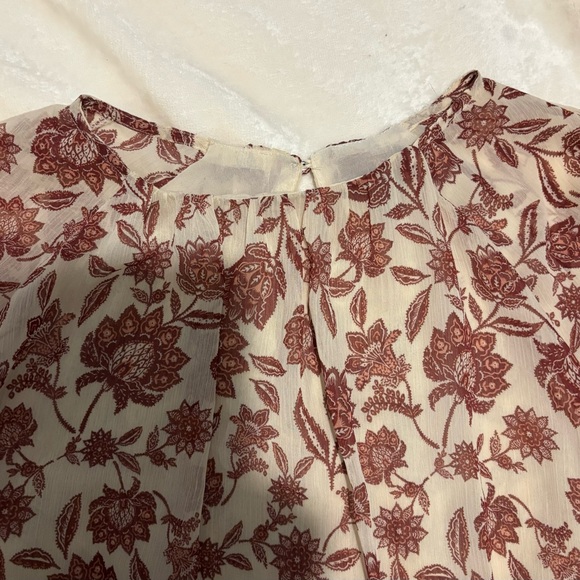 Dynamite Blouse - Picture 12 of 12